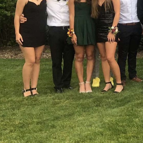 Almost perfect condition, only worn once. - Picture 6 of 7